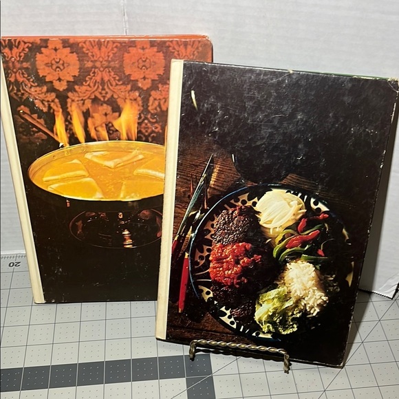 Southern Living Cookbook Pair - Red and Green Text - Picture 2 of 9